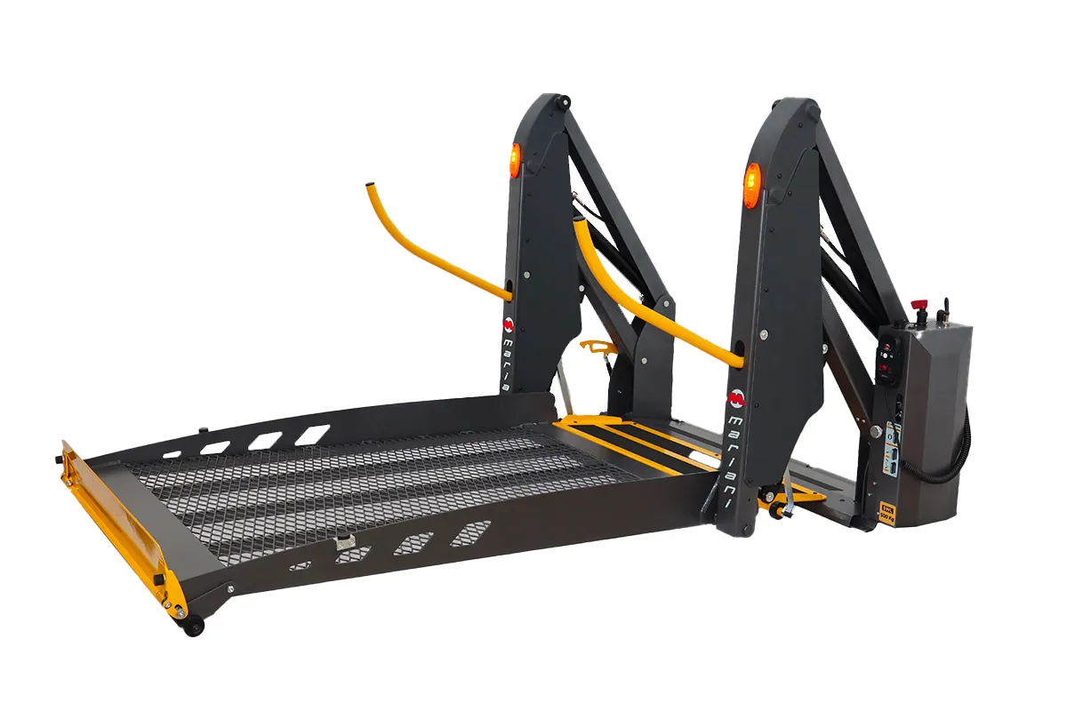 Twin arm wheelchair lift BBI